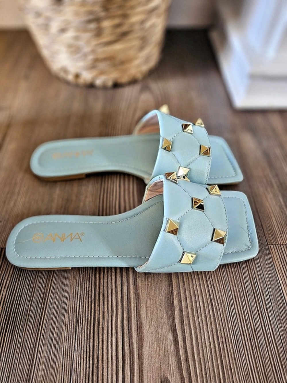 ANNA New Gold Studded Slide Sandals in Turquoise Blue Size 9 - Picture 2 of 4